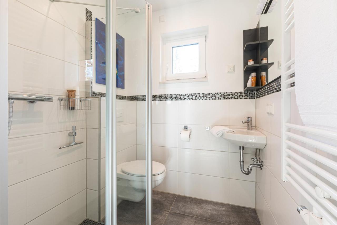 Ferienhaus-See-Sauna-Kamin-Hund Mit E-Ladestation Krakow am See Kültér fotó