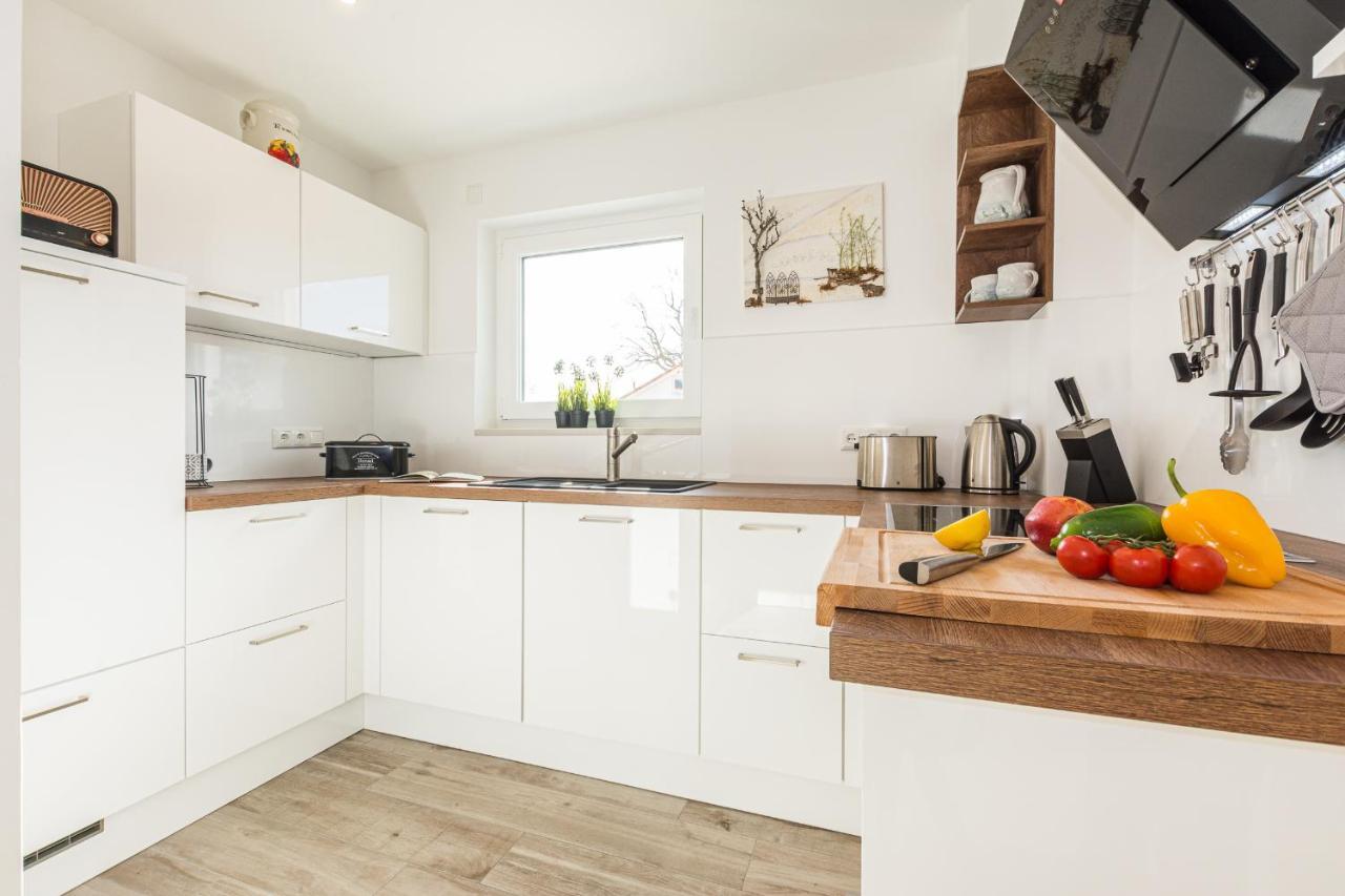 Ferienhaus-See-Sauna-Kamin-Hund Mit E-Ladestation Krakow am See Kültér fotó