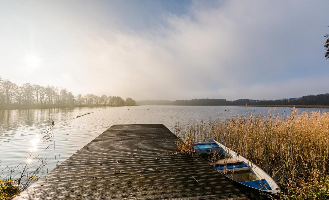 Ferienhaus-See-Sauna-Kamin-Hund Mit E-Ladestation Krakow am See Kültér fotó